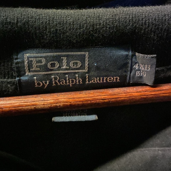 Polo - Picture 2 of 3